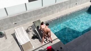 Troia italiana scopata in piscina